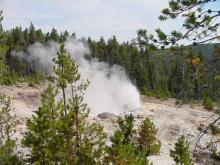 SteamboatGeyser2